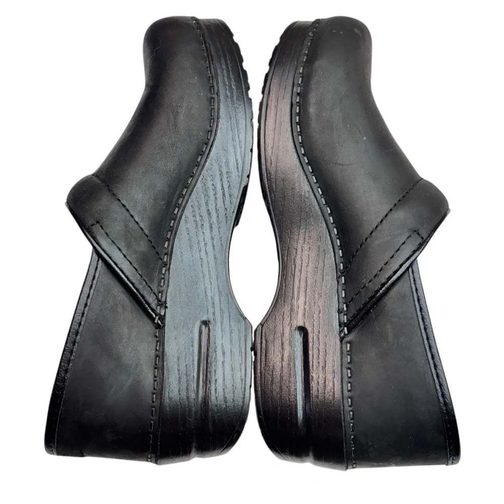 Dansko Women’s Professional Clog Black Leather 39